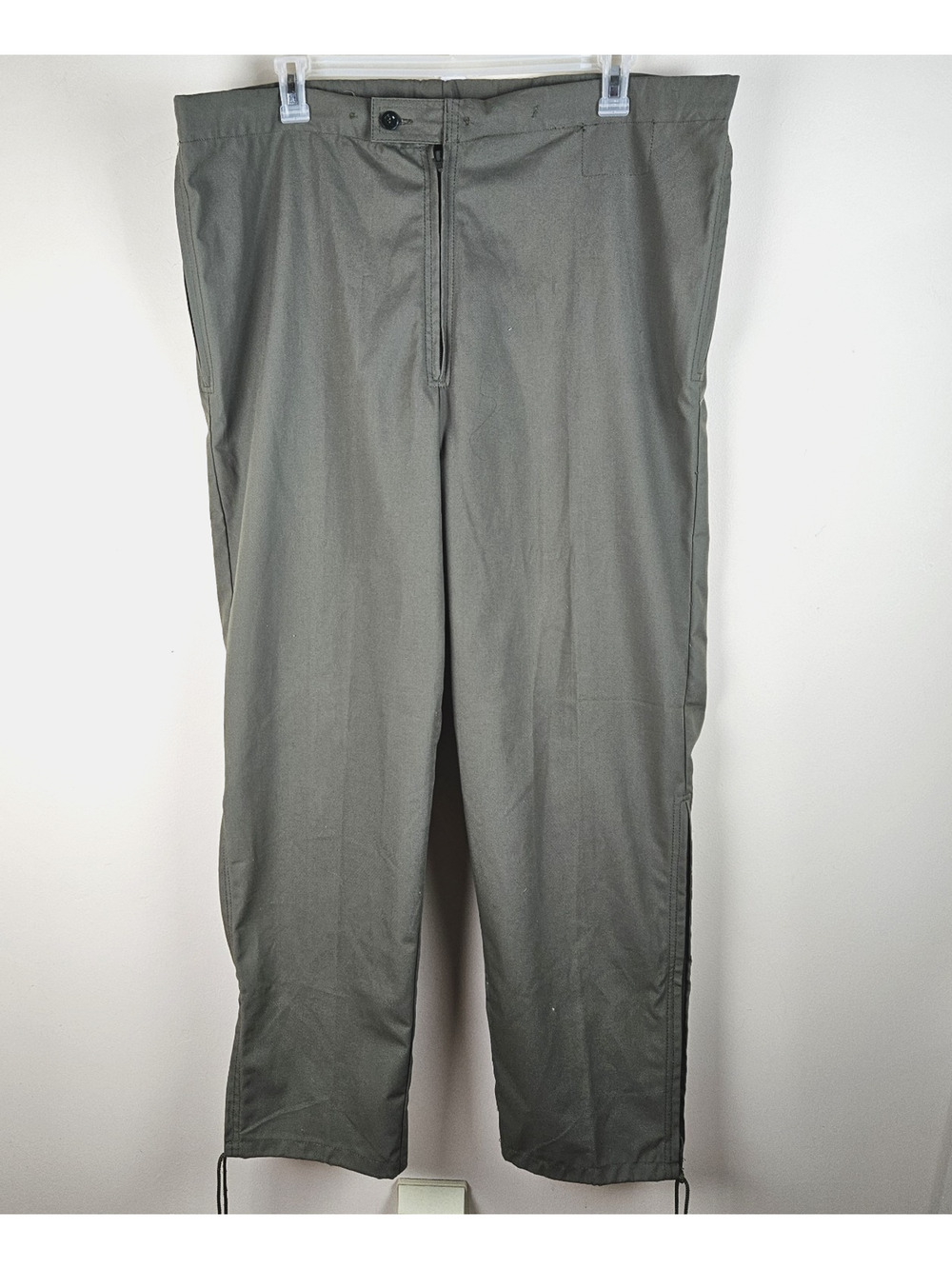 VINTAGE MILITARY OVERPANTS OD Green 42X32 zipper cuffs canvas cotton poly